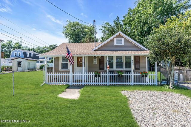 16 E Long Branch Avenue, Ocean Gate, NJ 08740