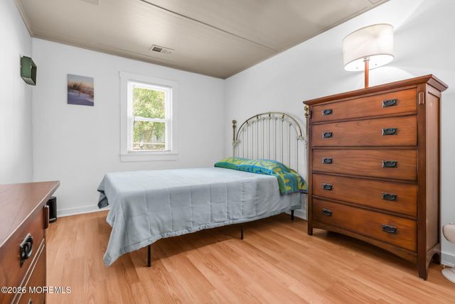 16 E Long Branch Avenue, Ocean Gate, NJ 08740
