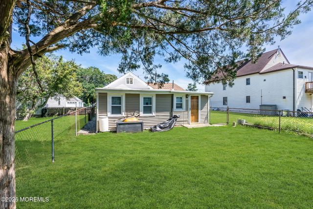 16 E Long Branch Avenue, Ocean Gate, NJ 08740