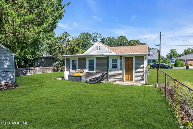 16 E Long Branch Avenue, Ocean Gate, NJ 08740