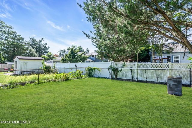 16 E Long Branch Avenue, Ocean Gate, NJ 08740