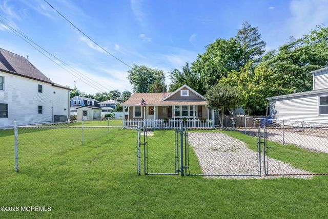 16 E Long Branch Avenue, Ocean Gate, NJ 08740