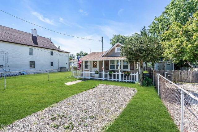 16 E Long Branch Avenue, Ocean Gate, NJ 08740