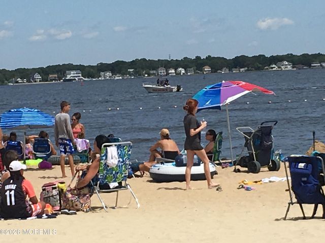 16 E Long Branch Avenue, Ocean Gate, NJ 08740