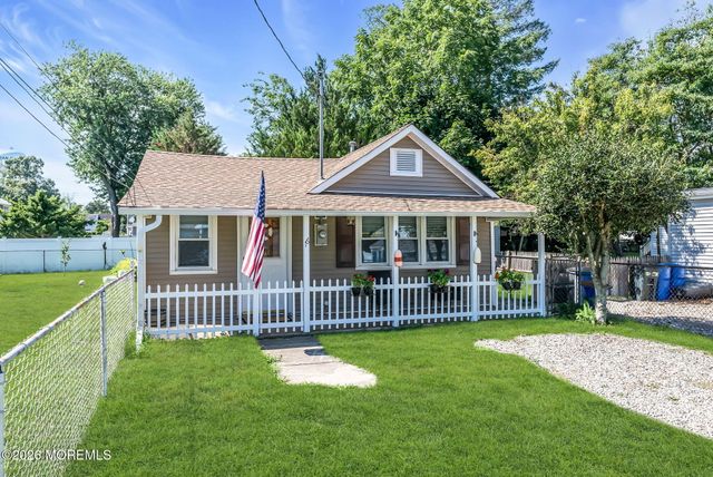 16 E Long Branch Avenue, Ocean Gate, NJ 08740