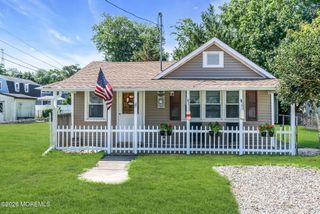 16 E Long Branch Avenue, Ocean Gate, NJ 08740