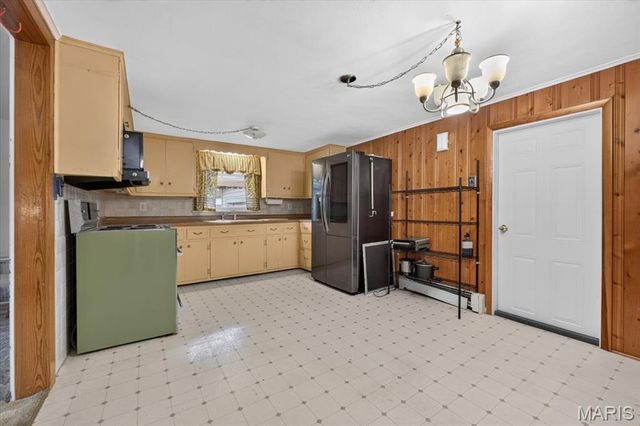 200 Ross Lane, Belleville, IL 62220