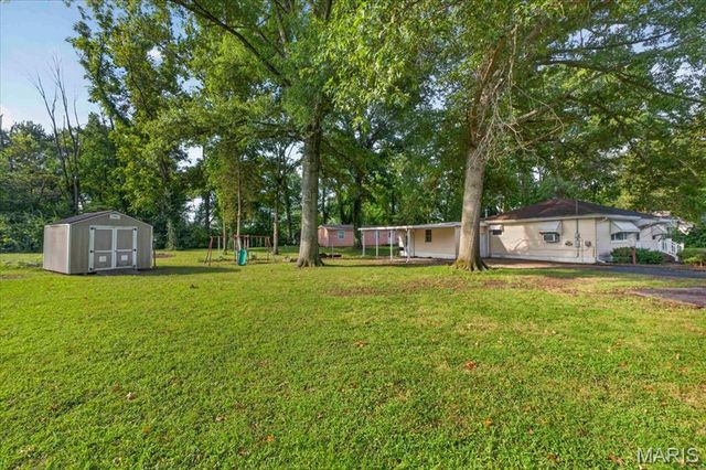 200 Ross Lane, Belleville, IL 62220