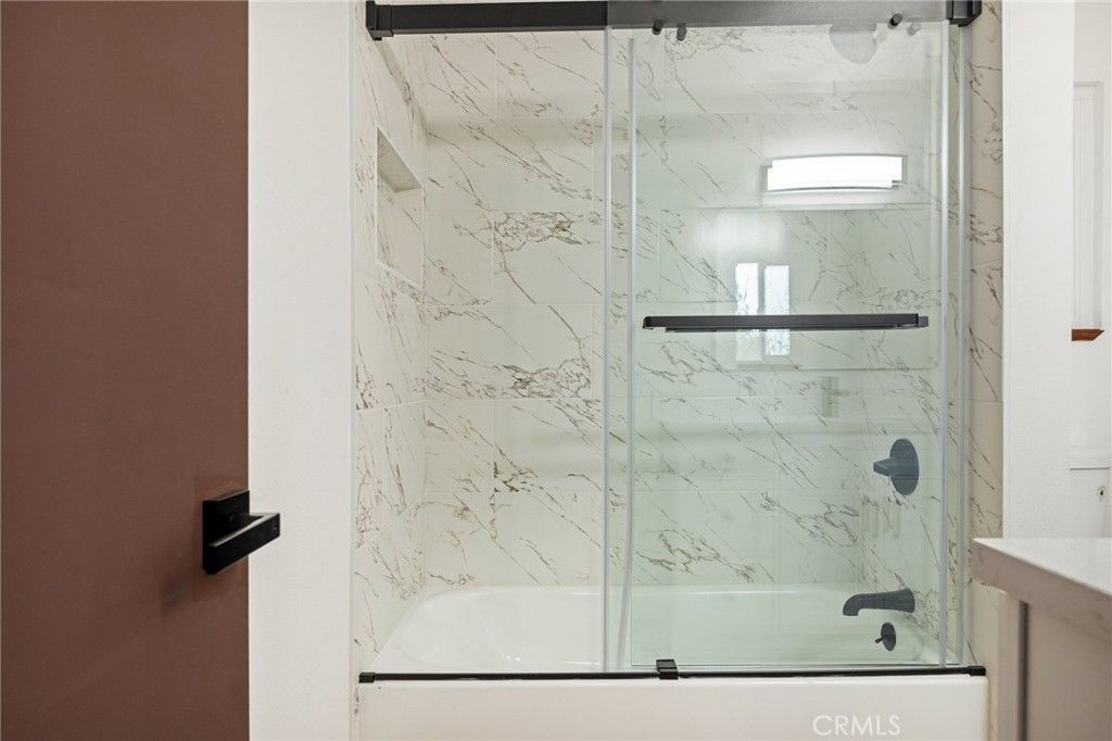 Image 32 of property listing at 1076 Grass Valley Road, Lake Arrowhead, CA 92352