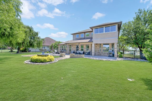 8701 Freeport Drive, Denton, TX 76207