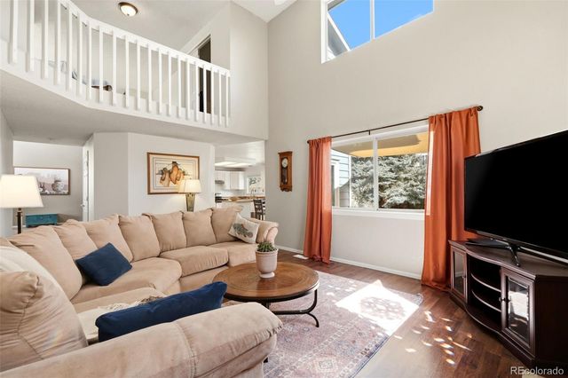 5512 S Ward Way, Littleton, CO 80127