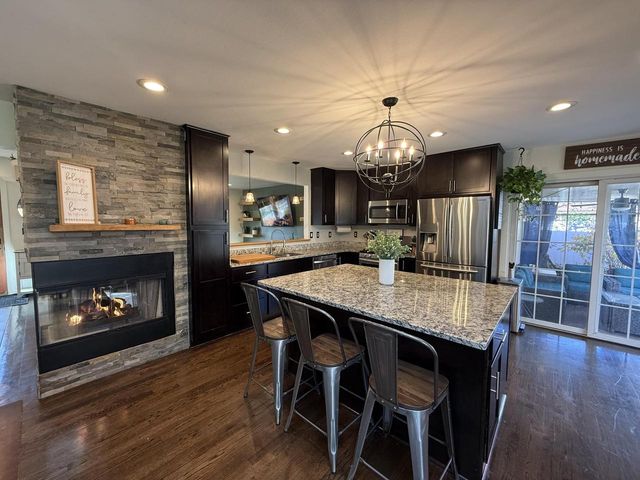 5400 S 22nd PLACE, Milwaukee, WI 53221