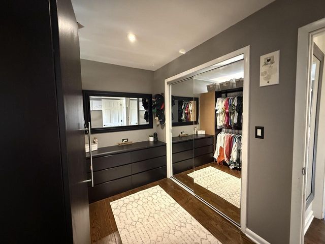 5400 S 22nd PLACE, Milwaukee, WI 53221