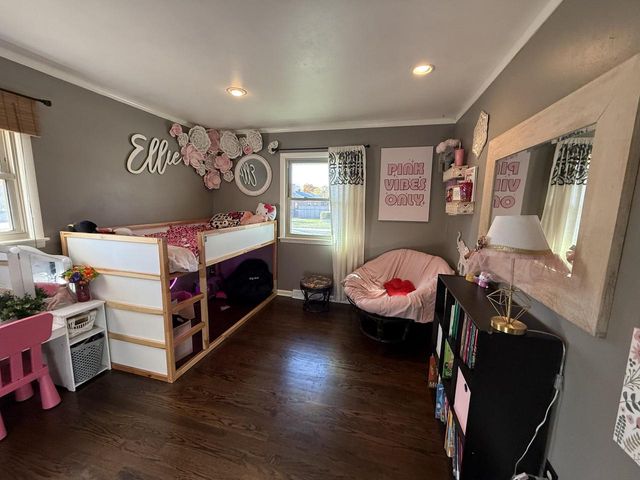 5400 S 22nd PLACE, Milwaukee, WI 53221