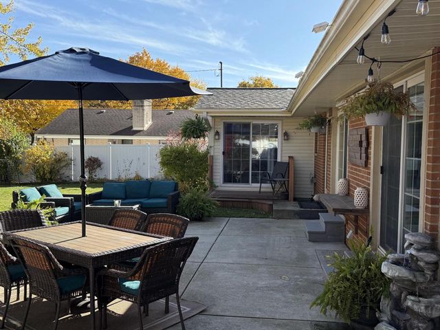 5400 S 22nd PLACE, Milwaukee, WI 53221