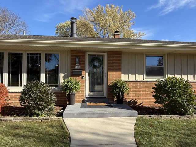 5400 S 22nd PLACE, Milwaukee, WI 53221