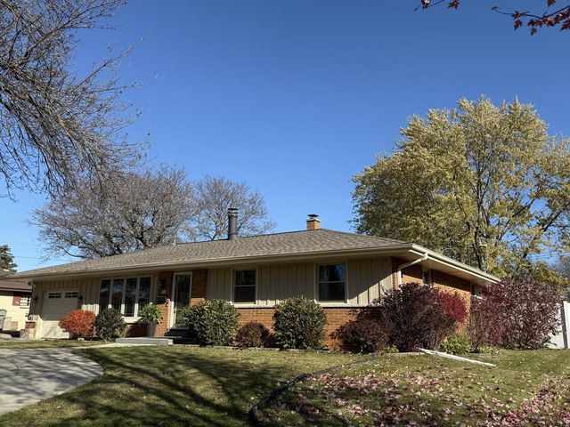 5400 S 22nd PLACE, Milwaukee, WI 53221