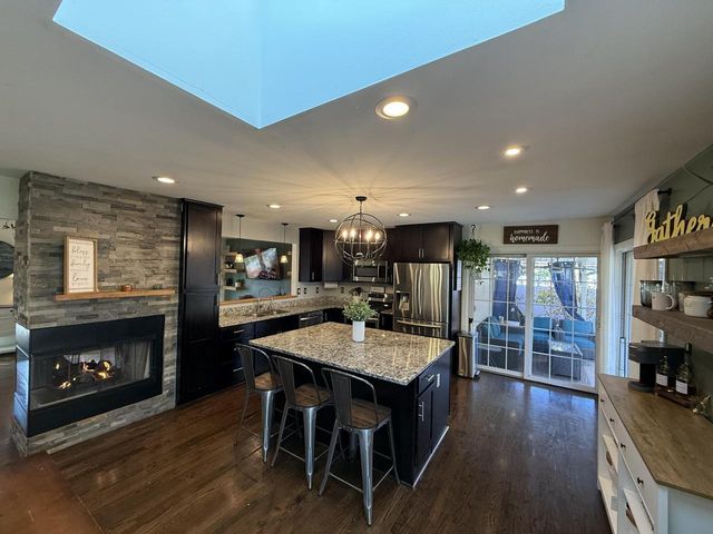 5400 S 22nd PLACE, Milwaukee, WI 53221