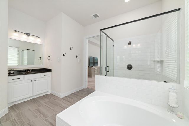 58 Botanical Vista Drive, Tomball, TX 77375