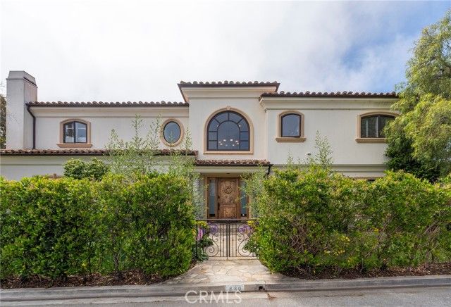 880 11th, Manhattan Beach, CA 90266