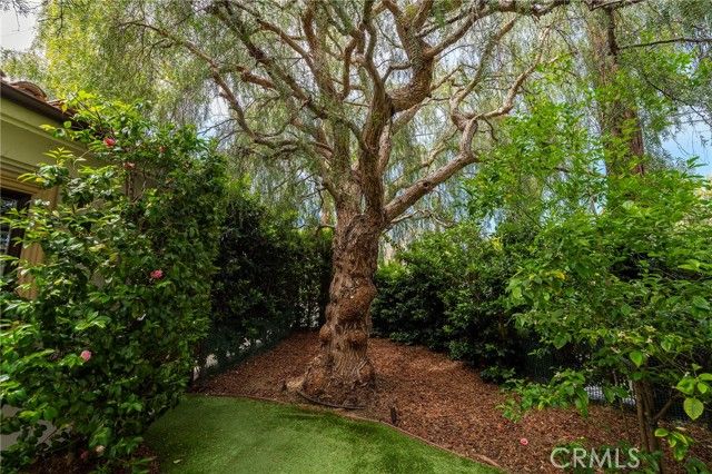 880 11th, Manhattan Beach, CA 90266