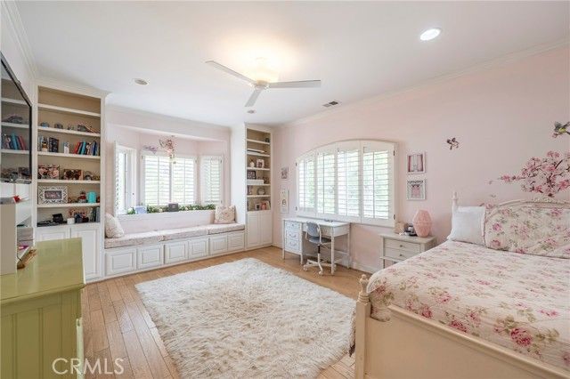 880 11th, Manhattan Beach, CA 90266