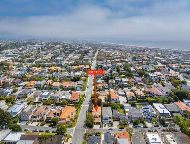 880 11th, Manhattan Beach, CA 90266
