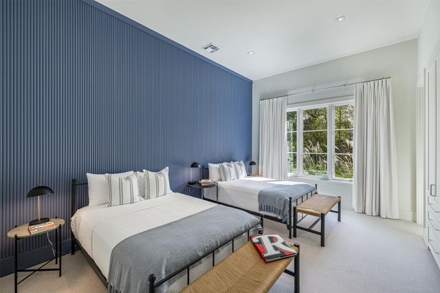 830 S Weyand Road, Round Top, TX 78954