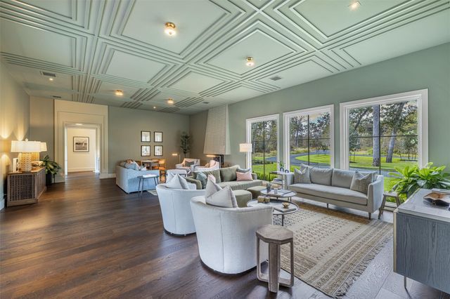 830 S Weyand Road, Round Top, TX 78954