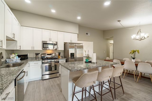 5551 Corral Circle, Las Vegas, NV 89119