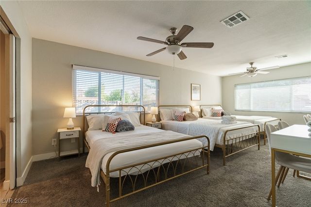 5551 Corral Circle, Las Vegas, NV 89119