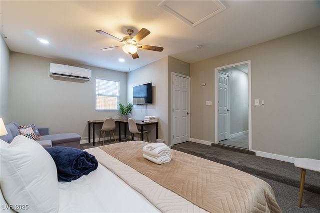 5551 Corral Circle, Las Vegas, NV 89119