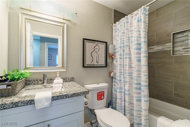 5551 Corral Circle, Las Vegas, NV 89119