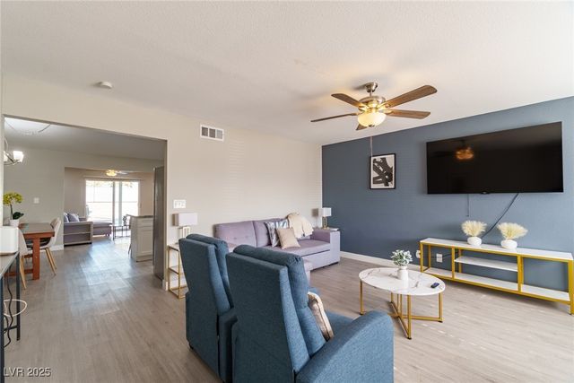 5551 Corral Circle, Las Vegas, NV 89119