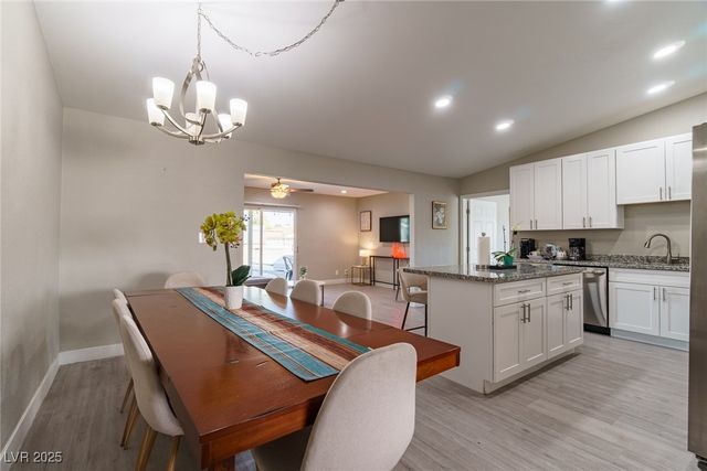 5551 Corral Circle, Las Vegas, NV 89119