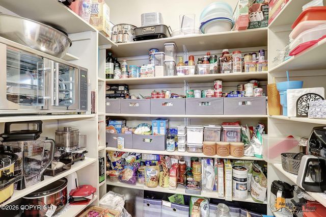 7786 E Tributary Avenue, Palmer, AK 99645