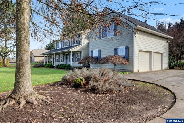 742 E Main St, Sublimity, OR 97385