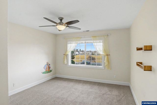 742 E Main St, Sublimity, OR 97385