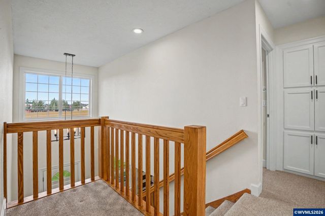 742 E Main St, Sublimity, OR 97385