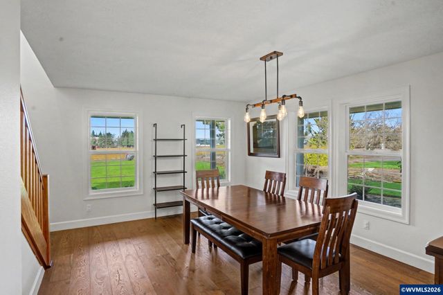 742 E Main St, Sublimity, OR 97385