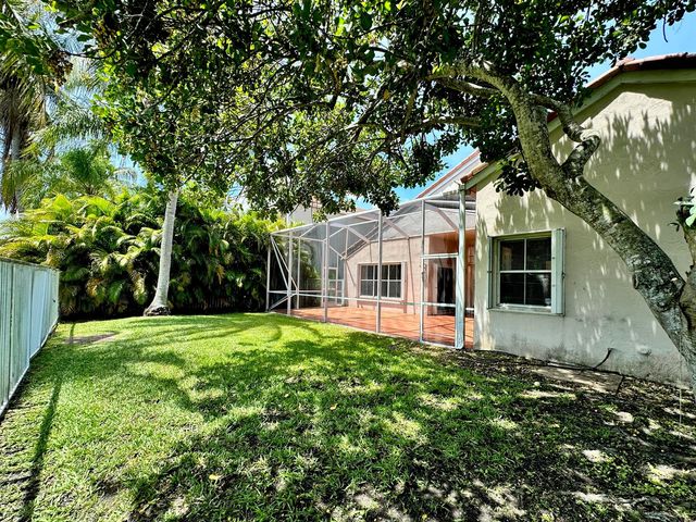 386 Carrington Drive, Weston, FL 33326