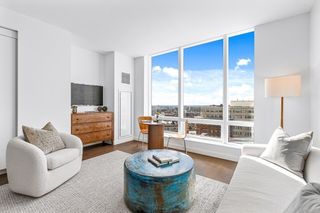 430 Stuart 1507, Boston, MA 02116