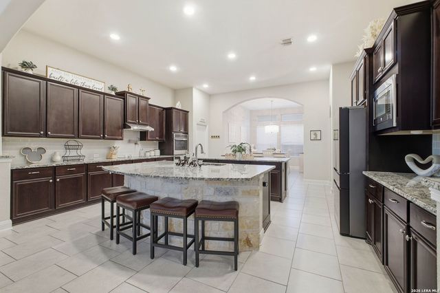 3208 Jasons Way, Marion, TX 78124