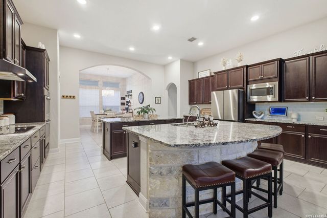 3208 Jasons Way, Marion, TX 78124