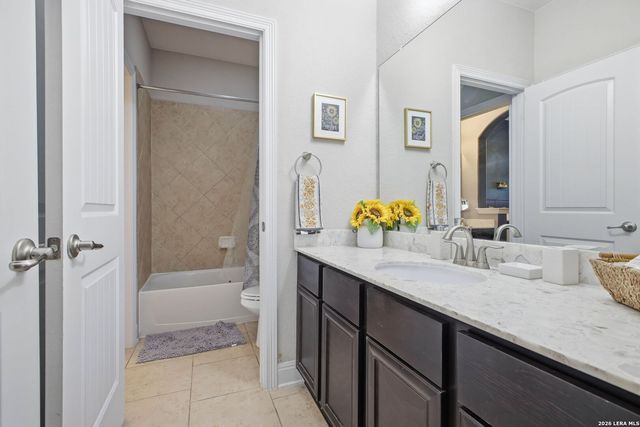 3208 Jasons Way, Marion, TX 78124