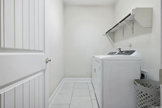 3208 Jasons Way, Marion, TX 78124