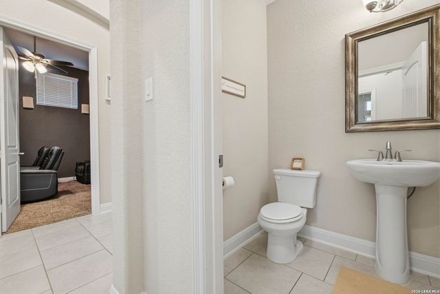 3208 Jasons Way, Marion, TX 78124
