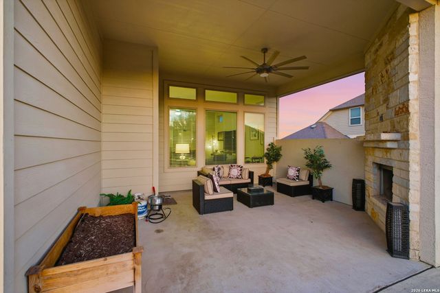 3208 Jasons Way, Marion, TX 78124
