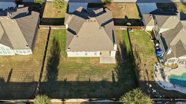 3208 Jasons Way, Marion, TX 78124