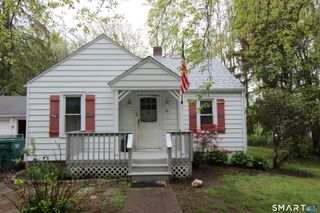 22 Brook Street, Seymour, CT 06483